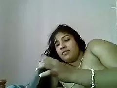Sexo e porno desi indiano dizer, tirando o pau na boca dela