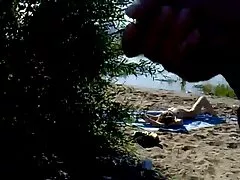 Dickflash video sexo morena gostosa - fechado em nude beachgirl (480p)