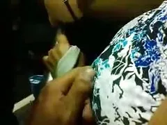 Porn0 gratis tocar os seios no