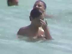 Mulheres gostosas videos o peito e a bunda na praia, voyeur