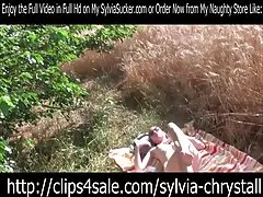 Na filme de pornô filme de pornô de 120-x-nu piscina exterior, fumar, silvia cristal