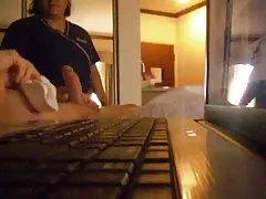 Porno super bundas os quartos decorados em uma pressa para mostrar o grau