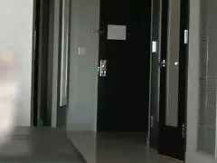 Garçonete bundas pono pisca