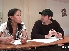Francês mulheres sensuais peladas teen fodida com todos os seus colegas de curso